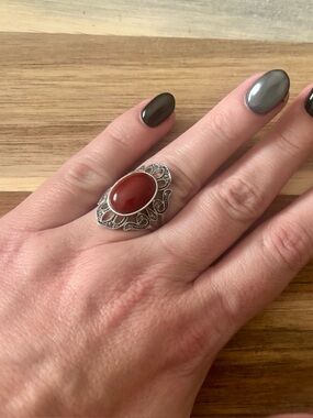 Vintage Burgundy Stone Statement Ring Silver Tone Filigree Boho Size 8